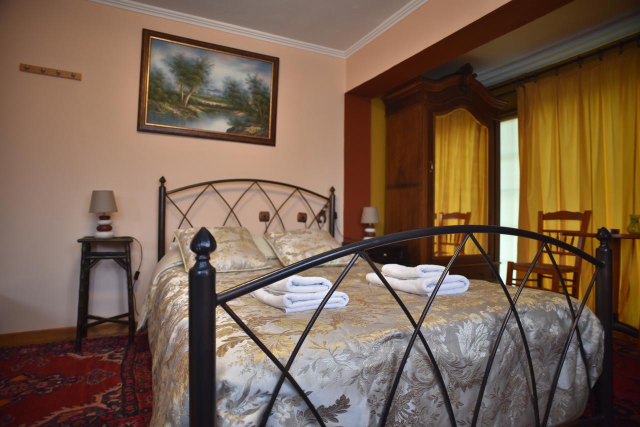Santa Marina Guesthouse Като-Лутракі Екстер'єр фото