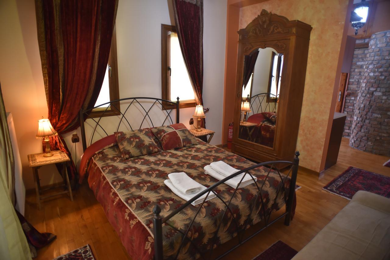 Santa Marina Guesthouse Като-Лутракі Екстер'єр фото