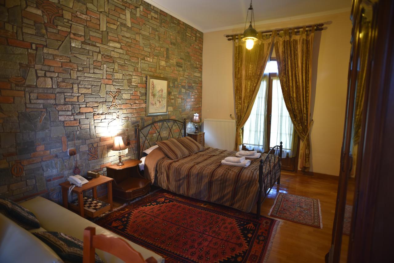 Santa Marina Guesthouse Като-Лутракі Екстер'єр фото