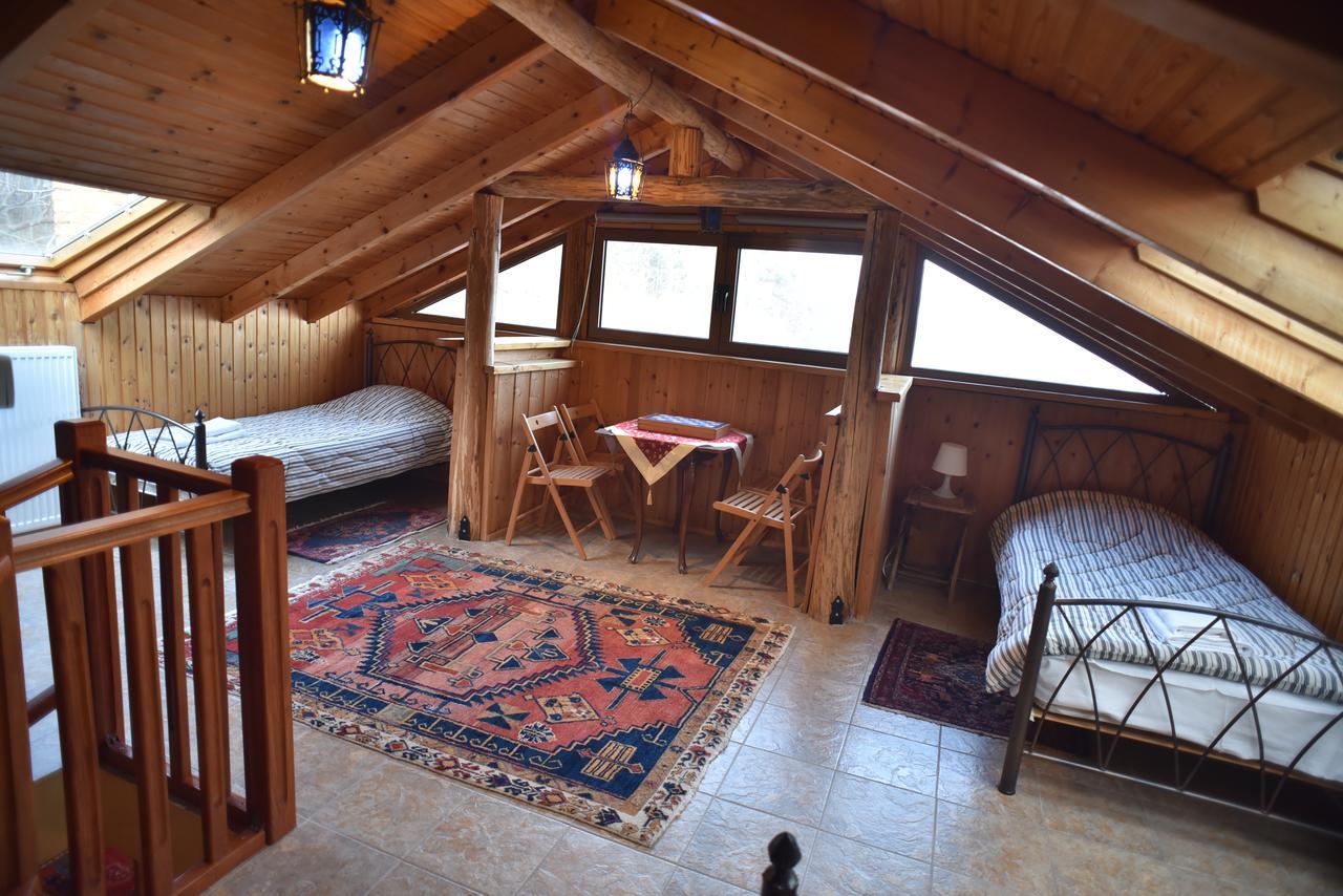 Santa Marina Guesthouse Като-Лутракі Екстер'єр фото
