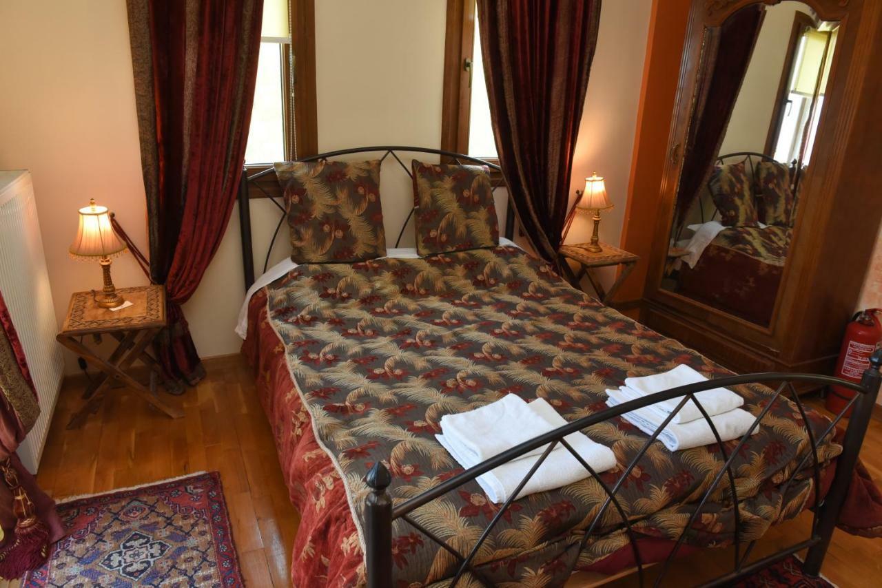 Santa Marina Guesthouse Като-Лутракі Екстер'єр фото