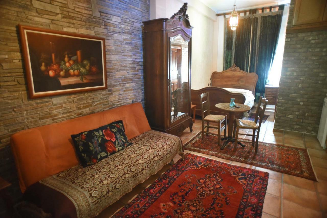 Santa Marina Guesthouse Като-Лутракі Екстер'єр фото