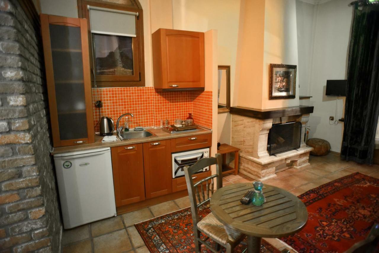 Santa Marina Guesthouse Като-Лутракі Екстер'єр фото