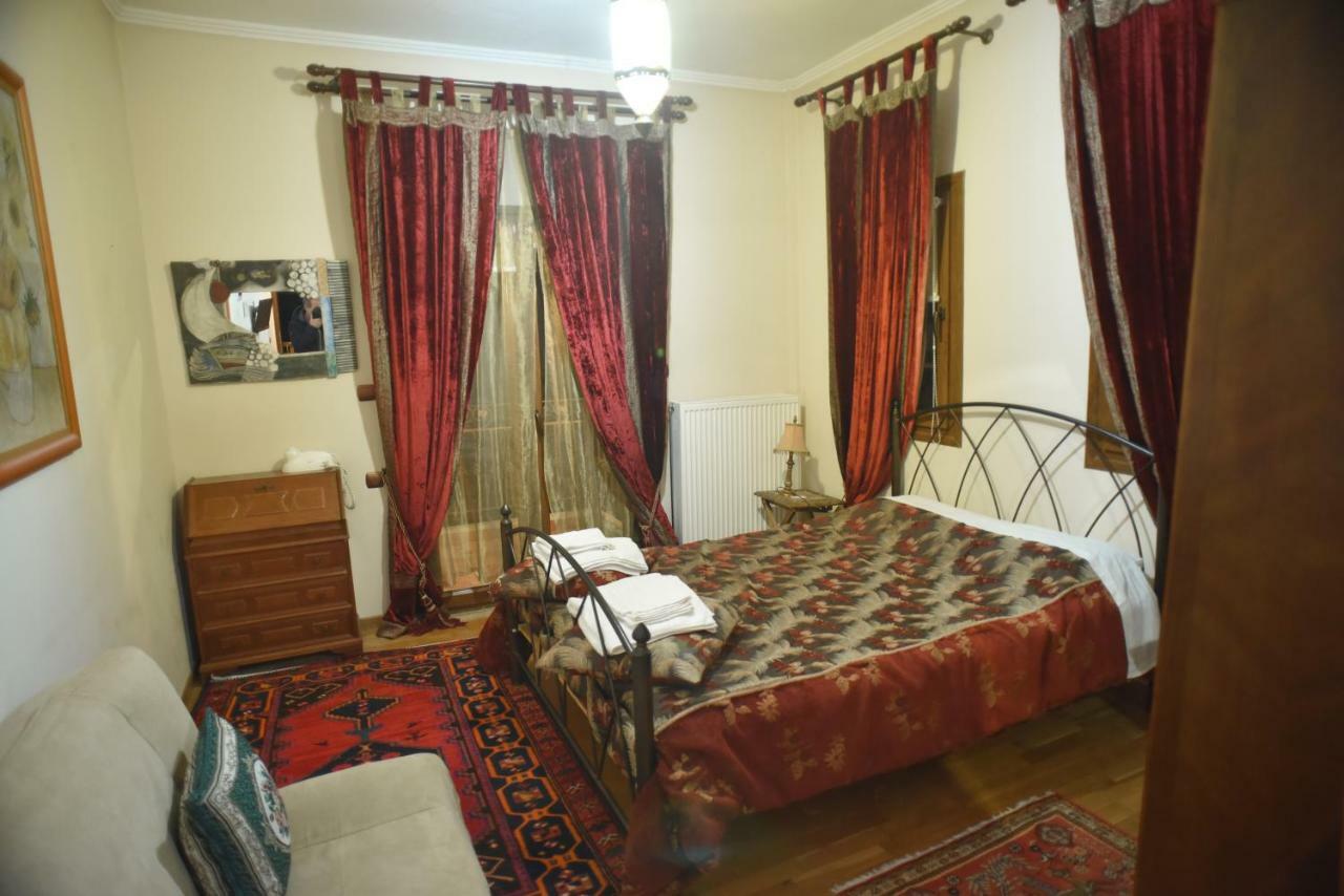Santa Marina Guesthouse Като-Лутракі Екстер'єр фото