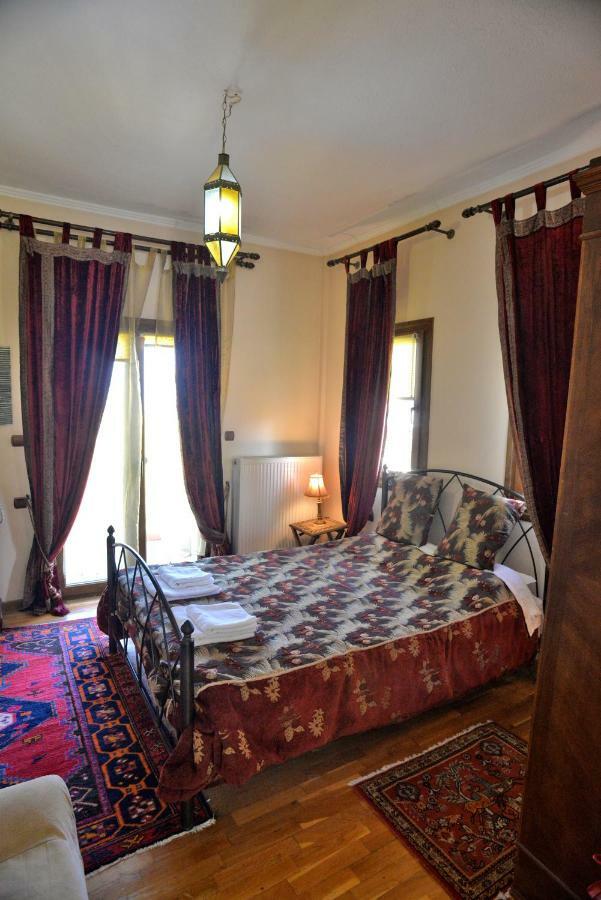 Santa Marina Guesthouse Като-Лутракі Екстер'єр фото